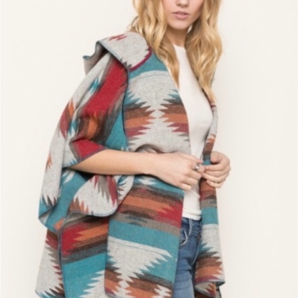 Mystree Aztec poncho / cape